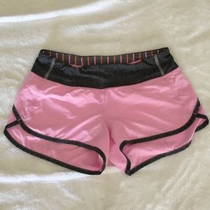 Lululemon shorts size 4